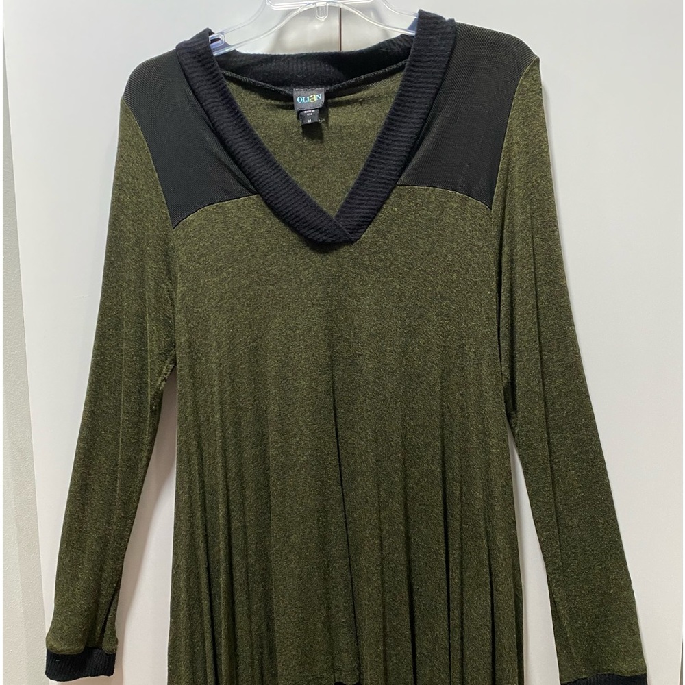 Olian - Flowy Long Sleeve Tunic
